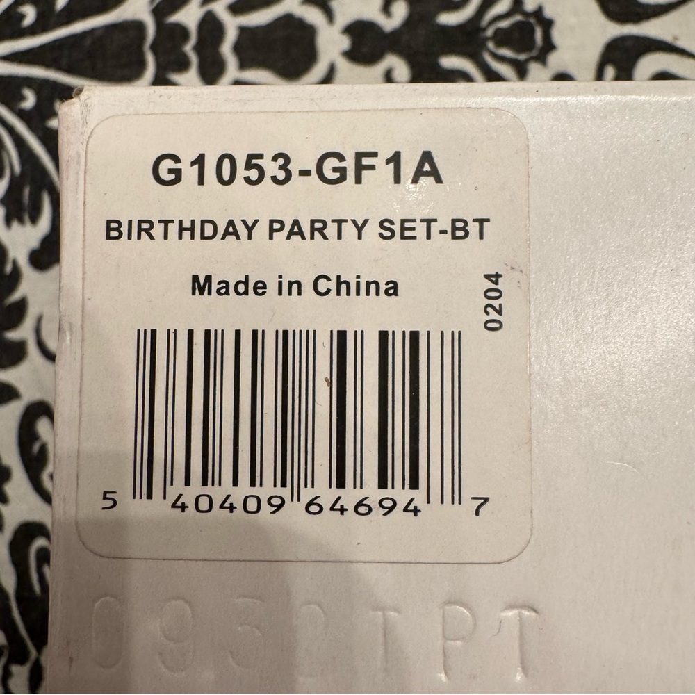 American Girl Birthday Party Set Box - Picture 3 of 5